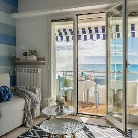 Fronte Mare - Marine 59 Apartmán *